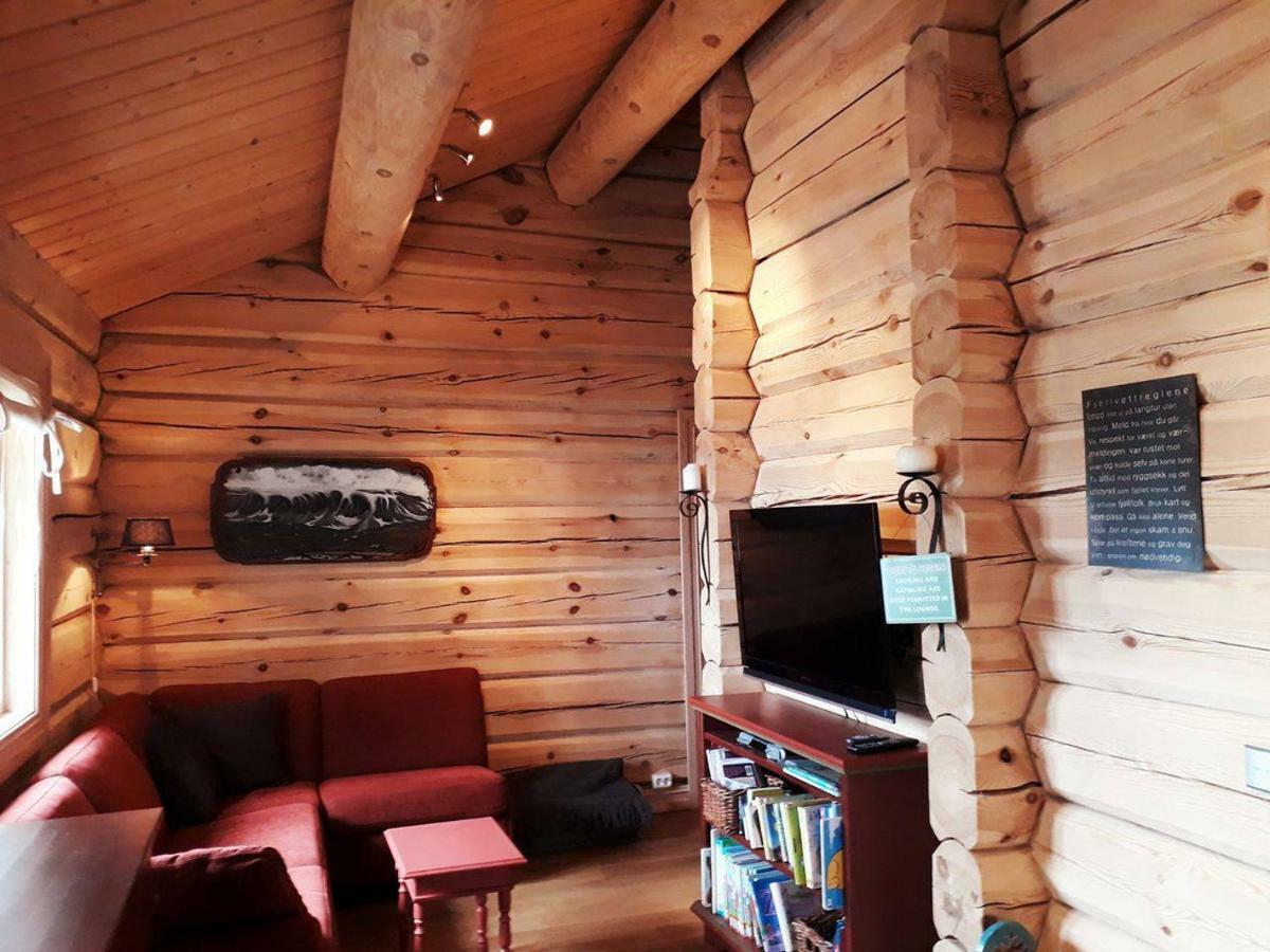 Blazerbu Four-Bedroom Chalet Myro Exterior photo
