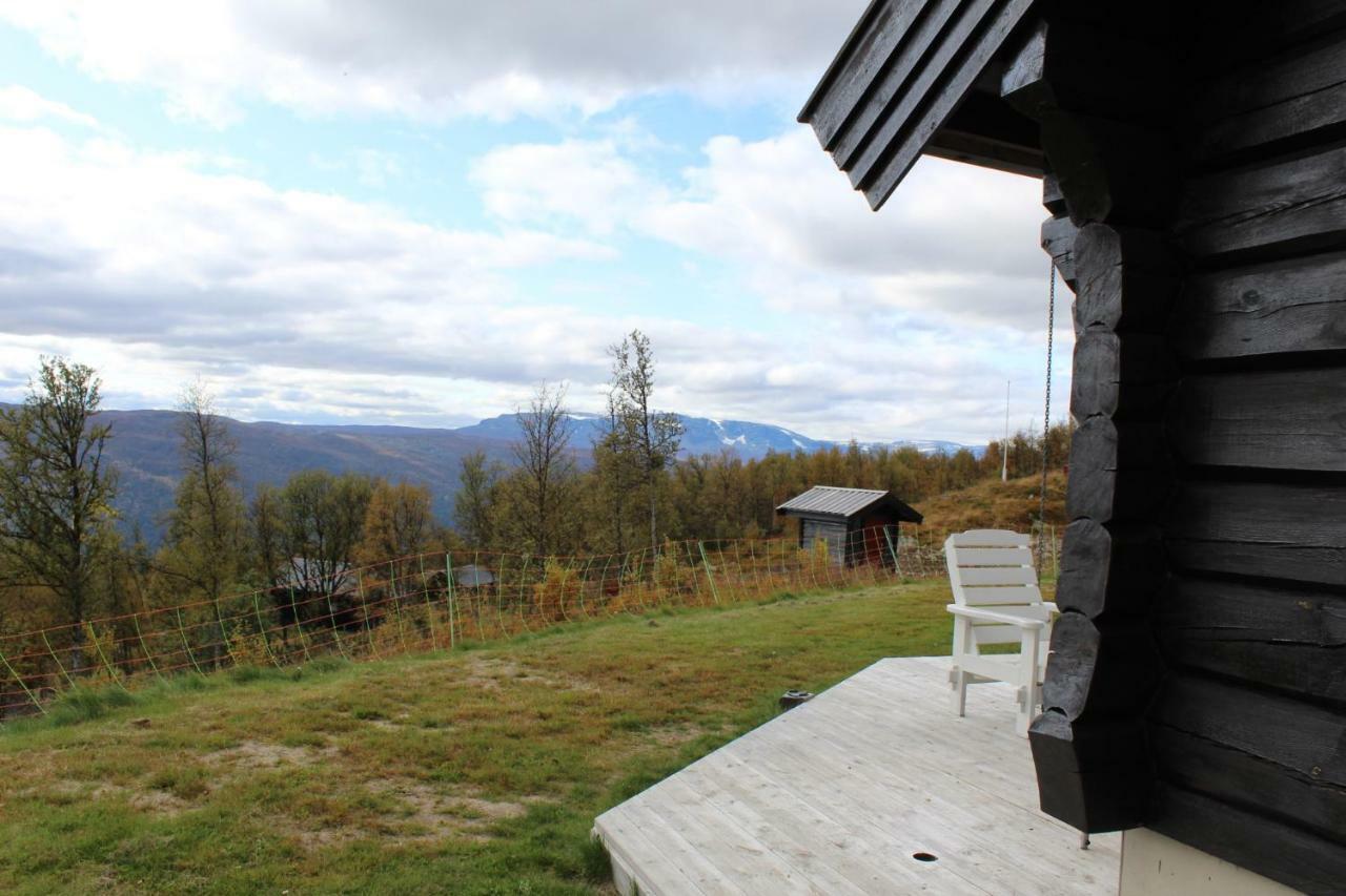 Blazerbu Four-Bedroom Chalet Myro Exterior photo